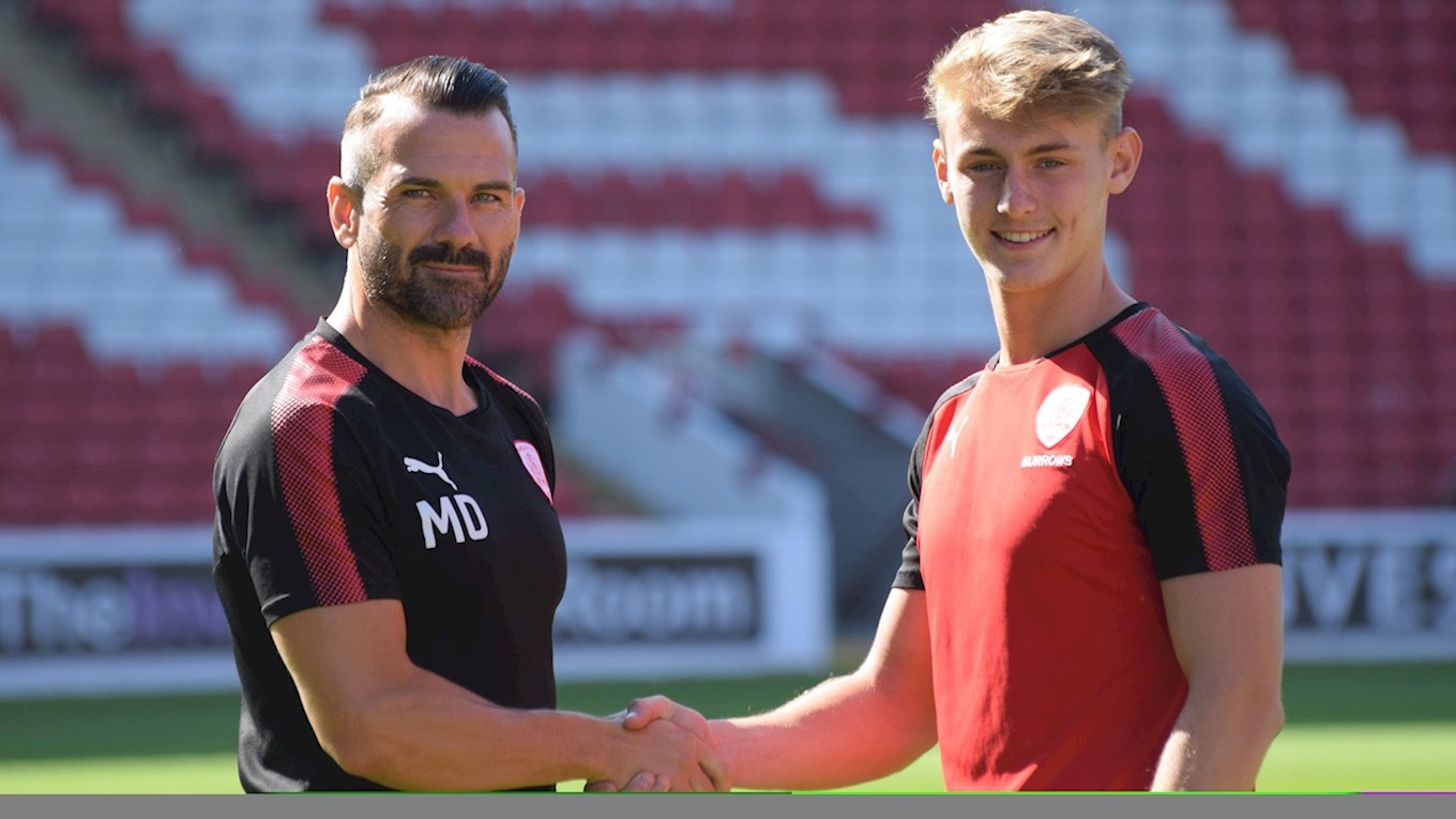 https://www.barnsleyfc.co.uk/siteassets/image/2018-19-season/new-contracts/will-smith.jpg/Large