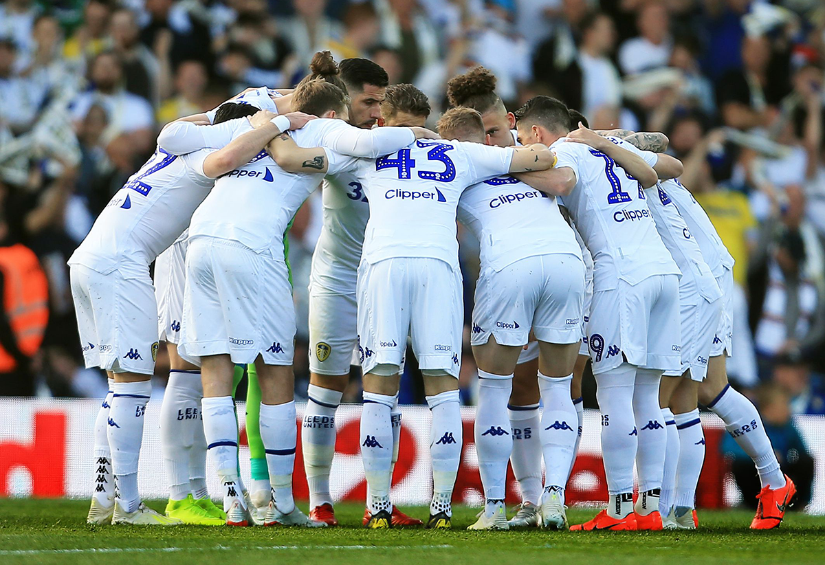 Leeds players huddle
